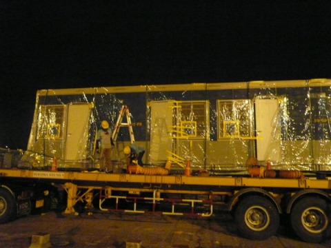 ขนส่งสินค้าลงตู้คอนเทนเนอร์